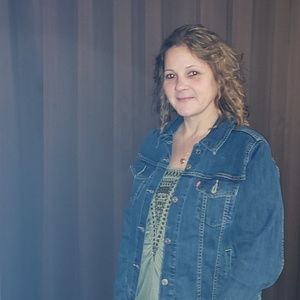 Meet your Posher, Dana